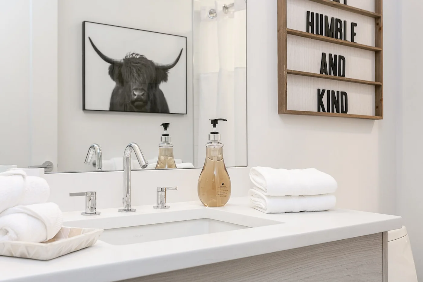 Group of professionals enjoying a luxury furnished corporate apartment in Downtown Chicago.